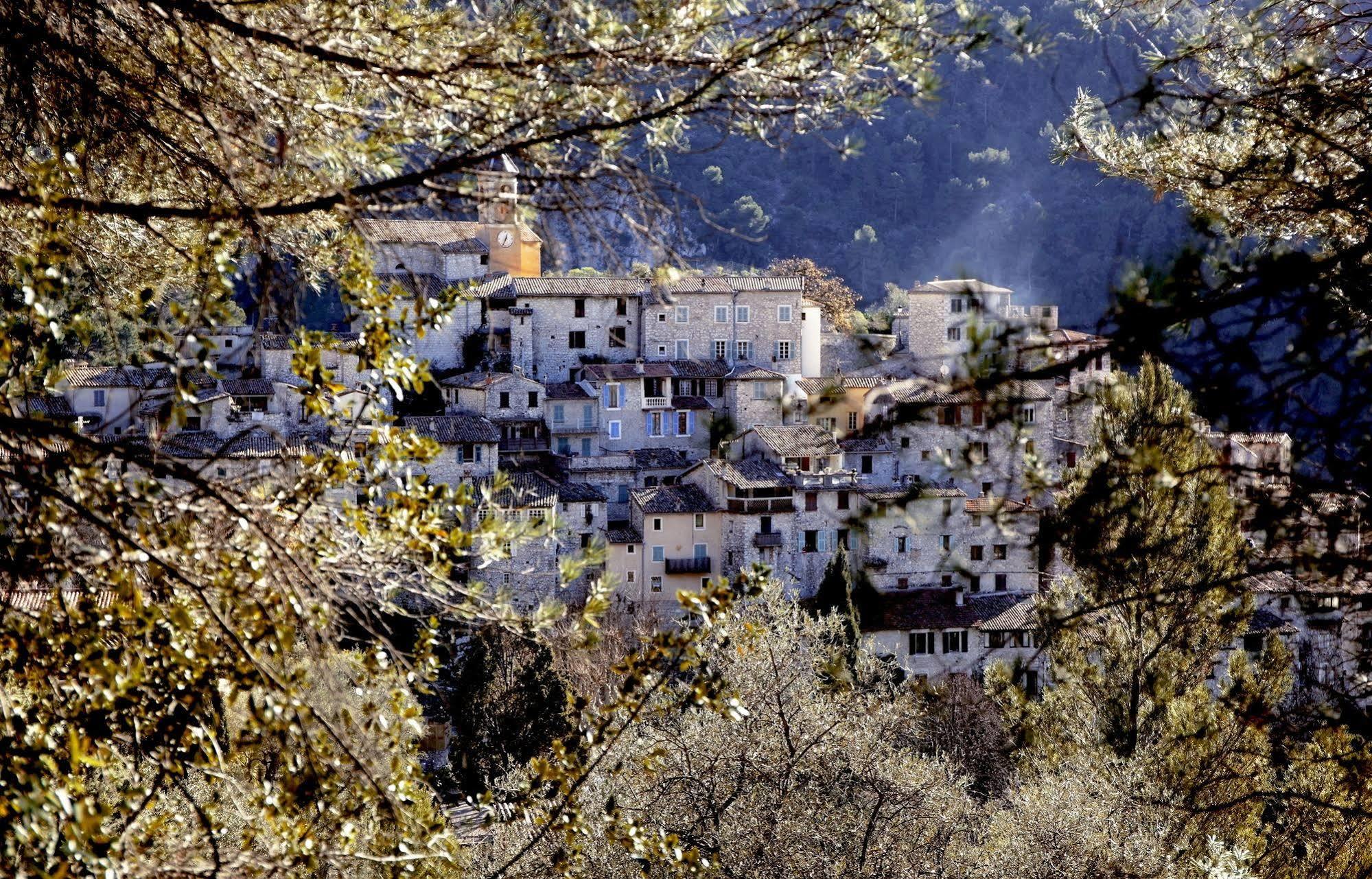 Auberge De La Madone Peillon Bagian luar foto